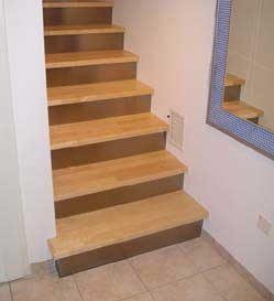 Innenausbau, Treppen, Türen, Böden, Decken.